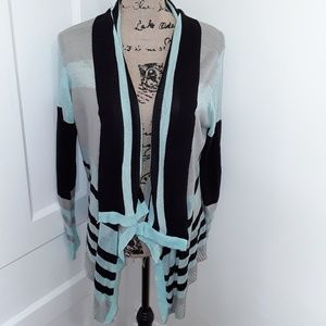 Cardigan sz Medium say what? Long Sleeve